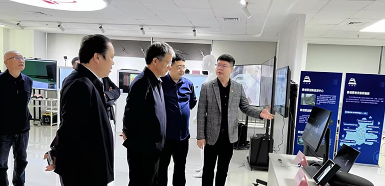 陕西省委副秘书长、省委军民融合办常务副主任尹清辽一行莅临中陕核集团调研指导工作